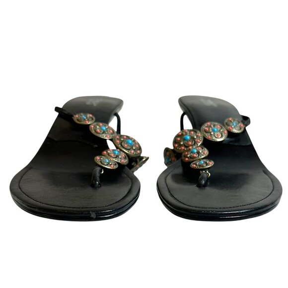 Franco Sarto Black Leather Concha Medallion Thong Kitten Heel Sandals Size 9.5 M - Picture 4 of 9